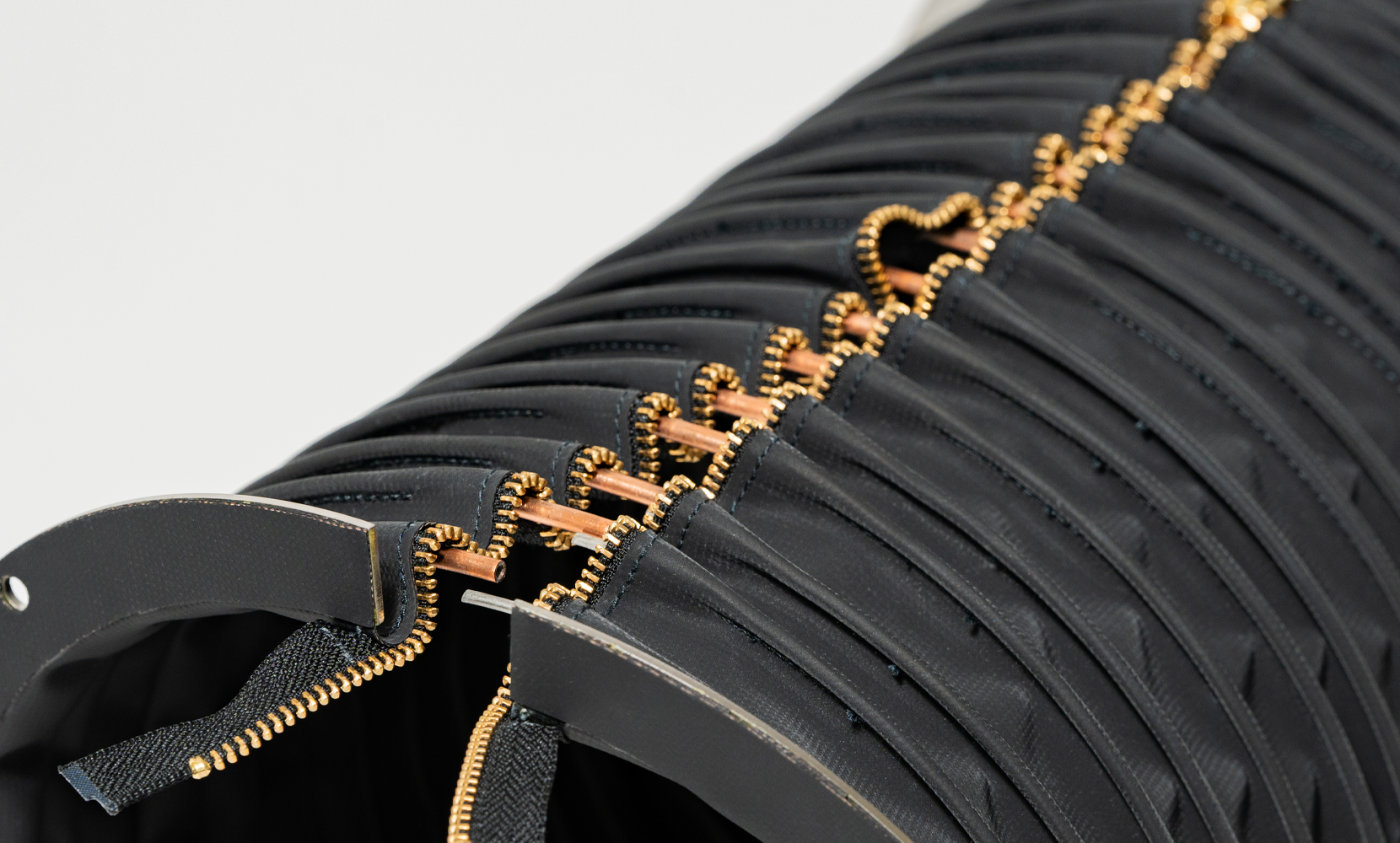 round-bellows_zipper-type02